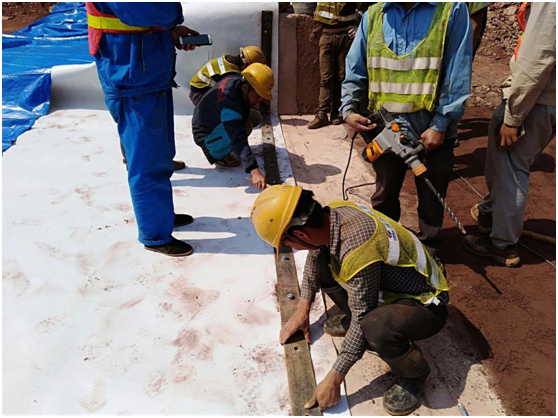 螺絲刀法 充氣法 吸氣法三種土工膜焊接質(zhì)量測(cè)試類型