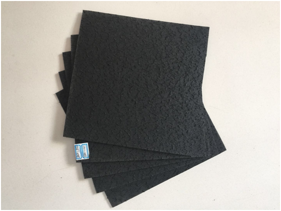 光面土工膜和糙面土工膜數(shù)據(jù)研究對(duì)比