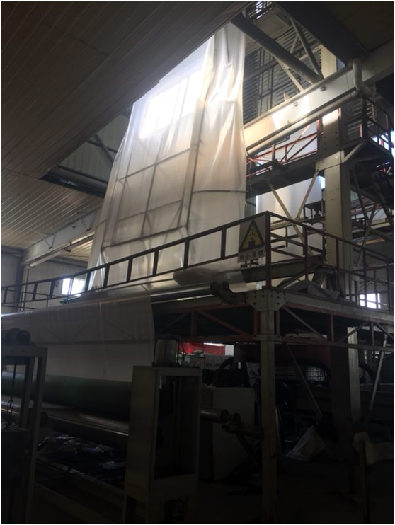 土工膜生產工藝之一剖開展平