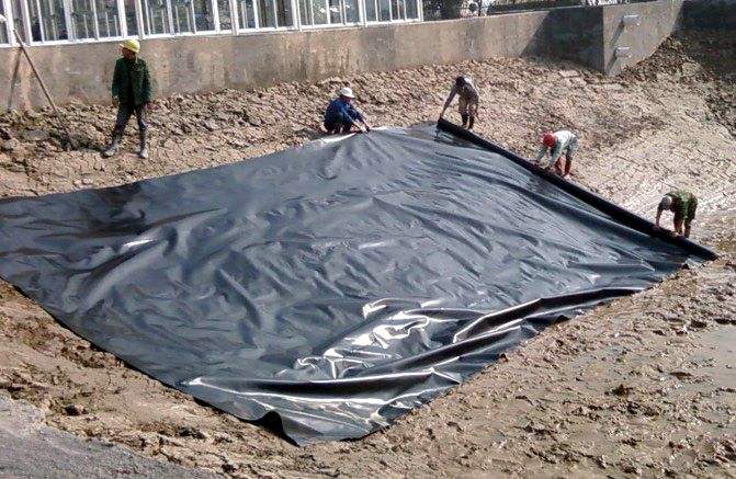 施工過程中如果遇到土工膜局部撕裂怎么解決？