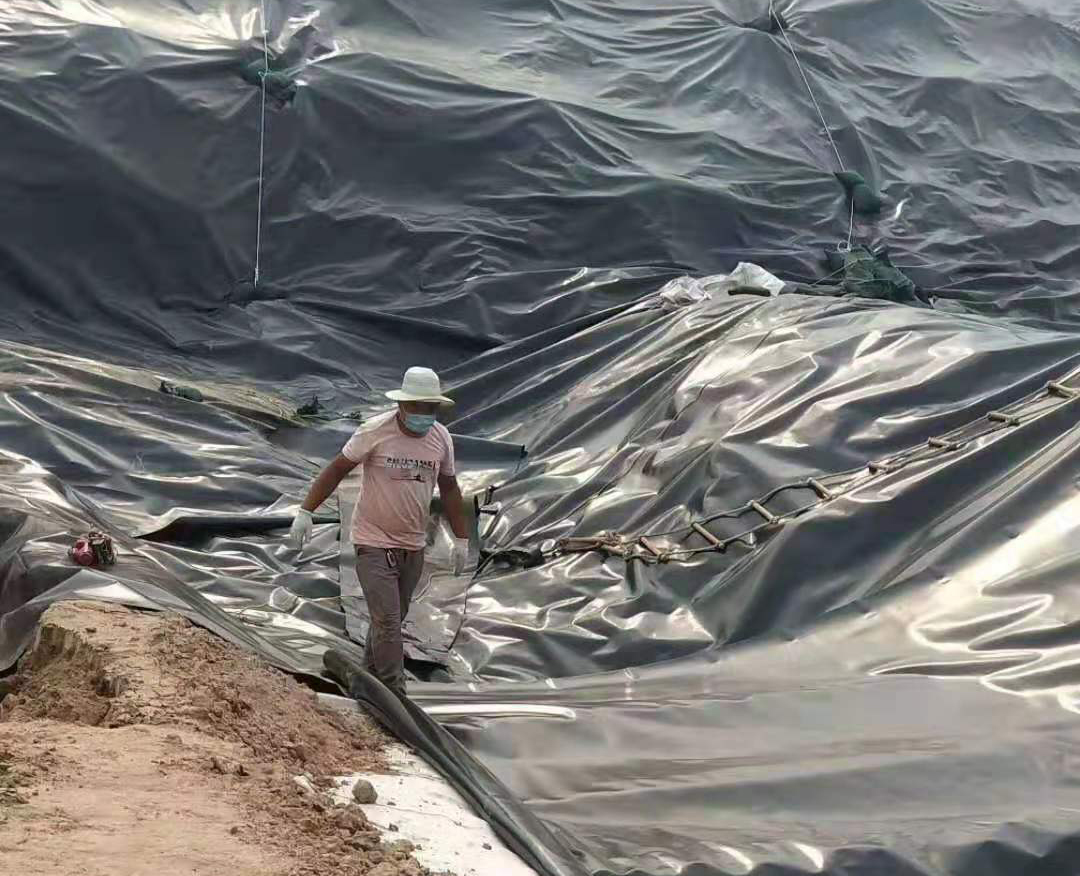 垃圾填埋場(chǎng)中的HDPE土工膜焊縫檢測(cè)標(biāo)準(zhǔn)