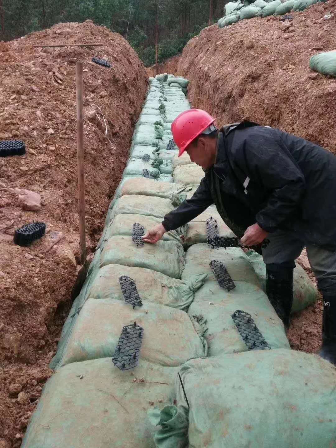 生態(tài)袋護岸技術(shù)中最核心的特點