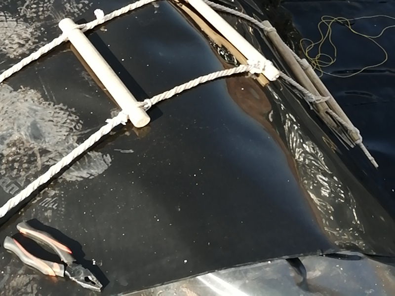 蓄水池防滲中,塑料類和復(fù)合土工膜均有應(yīng)用