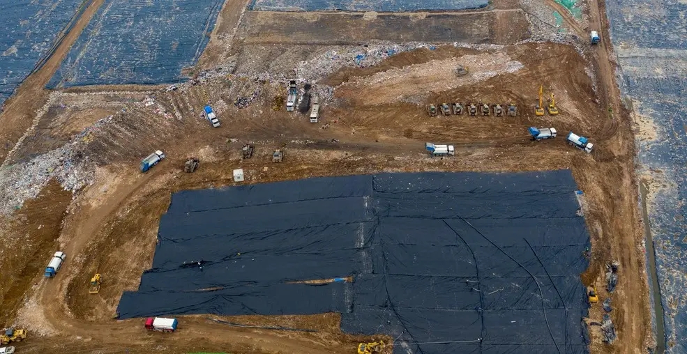 7885.webp.jpg 現(xiàn)階段工程中常用的土工膜分類及主要原材料