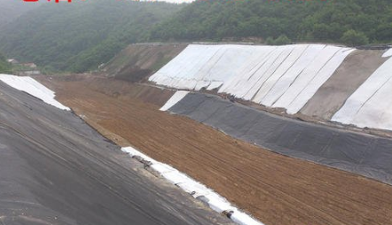 常用的防滲處理措施主要是防滲墻防滲、灌漿防滲和新材料防滲