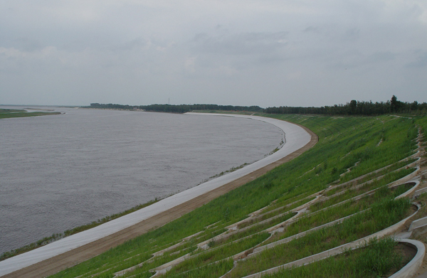 渠道改造是工程按期完工、工程運(yùn)行安全、輸水能力提升的必需