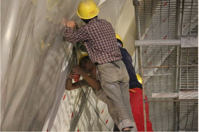 防水板在隧道襯砌上的固定方式有哪些？